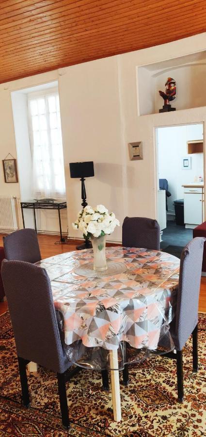 2 Chambres 88M2 Extra Centre Historique Cahors Vaste Appartement Convivial Et Cosy Exterior foto